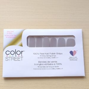 Color Street Amazing Greige Nail Strips